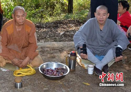 通慈禅师8年数千公里的朝山路