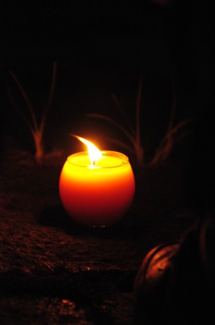 中国佛教故事：痴汉拦路 持咒化解