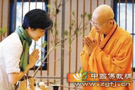 林青霞：忆那袈裟飞起像浪花(图文)