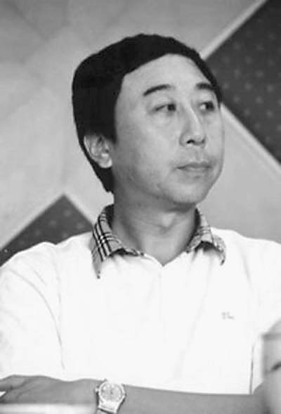 冯巩：在母亲患痴呆症的日子里.jpg