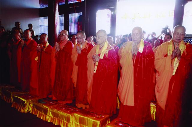 过渡长思摆渡人——印海长老永怀记