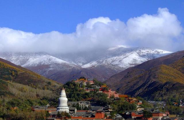 “一万菩萨绕清凉”五台山朝礼招募啦!