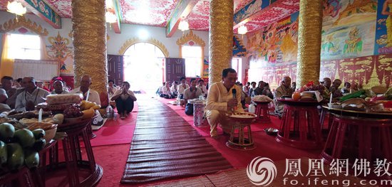 云南沧源金龙寺举办“嘎腊洼豪瓦萨”入雨、结夏安居法会